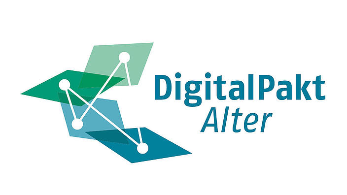 Logo: Links blaue-grüne Formen, rechts Text "Digitalpakt Alter".